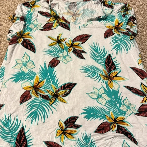 2pk WNS Apt. 9 Grey Top Sz 1x, Flower Sz XXL - Picture 10 of 10